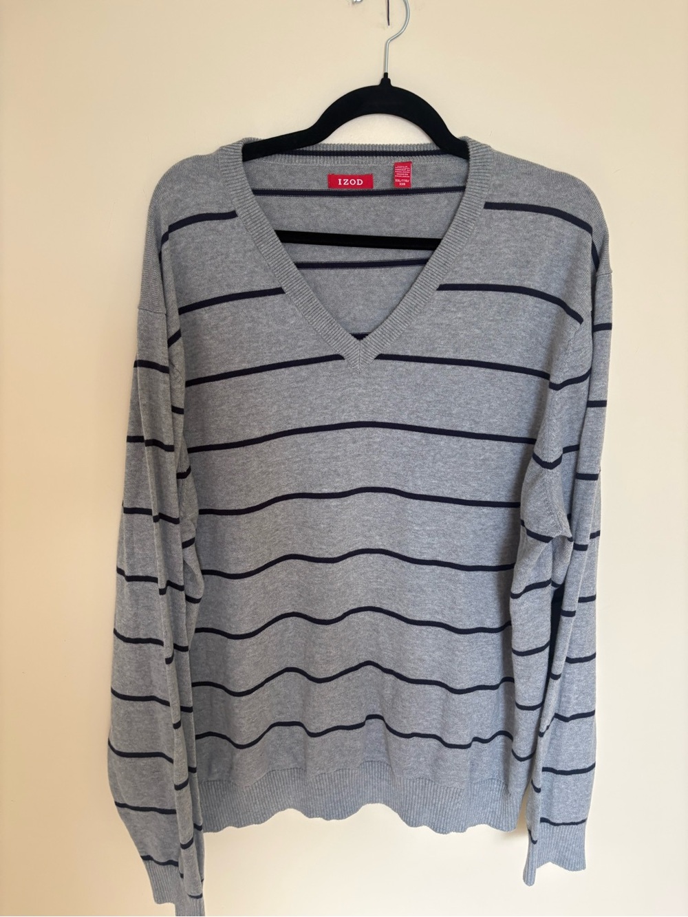 Izod Men’s Gray V-Neck Business casual Sweater with Navy Stripes size XXL